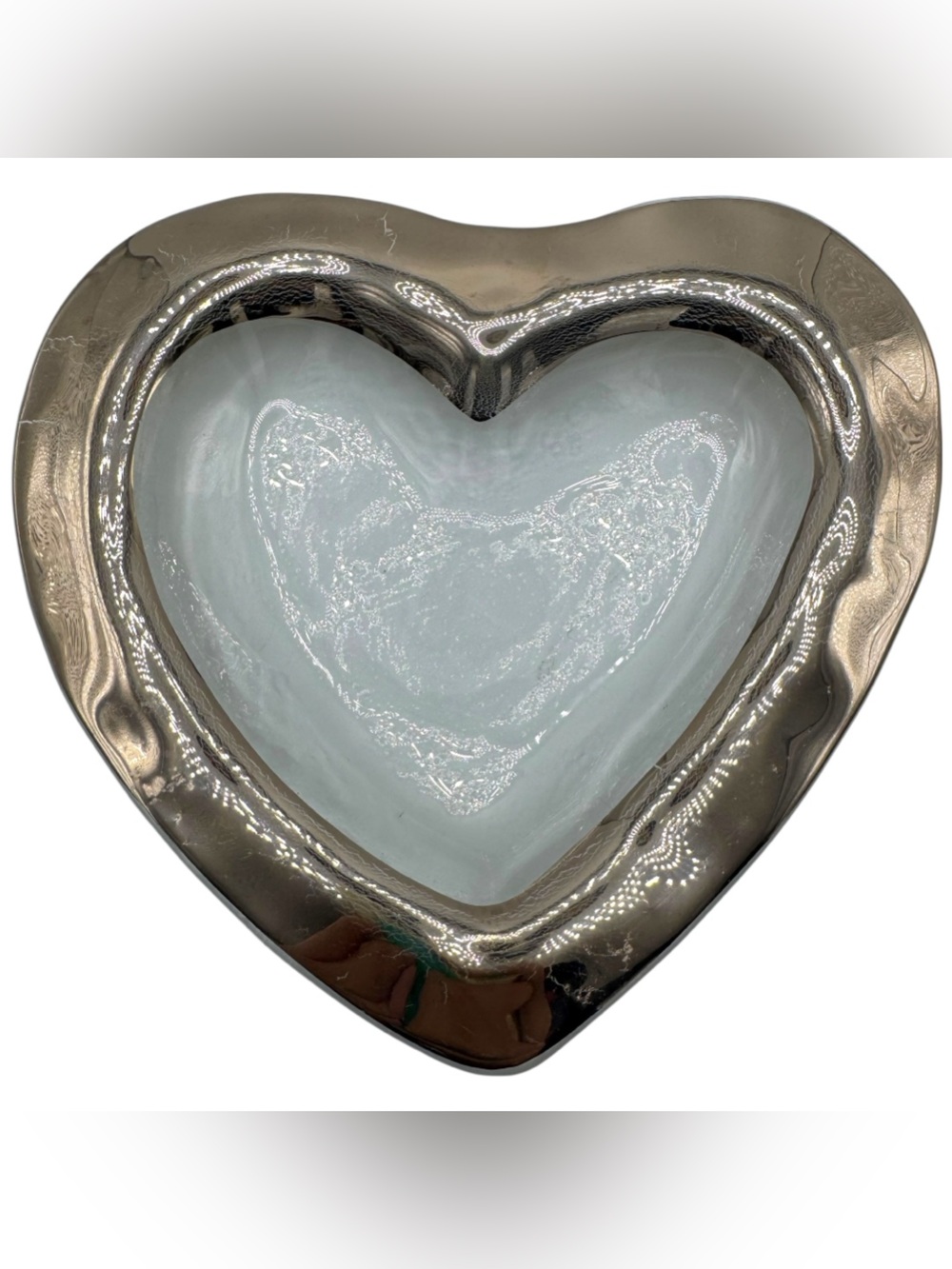 ANNIEGLASS Silver
Roman Antique 8" Heart Bowl